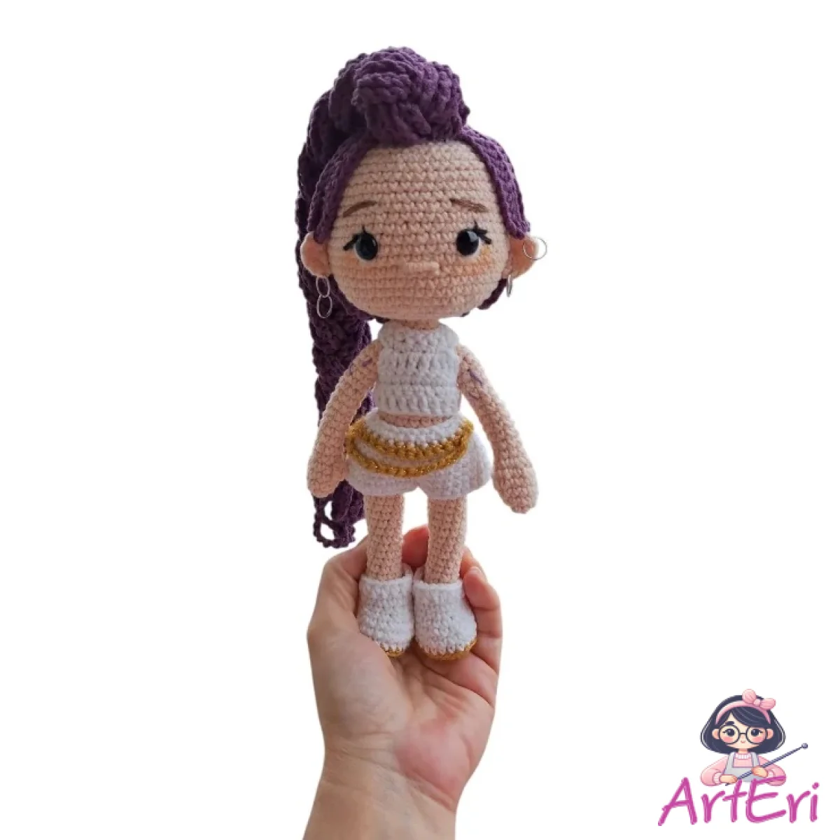 Πλεκτή κούκλα Ρούμι λευκά ρούχα(22cm)